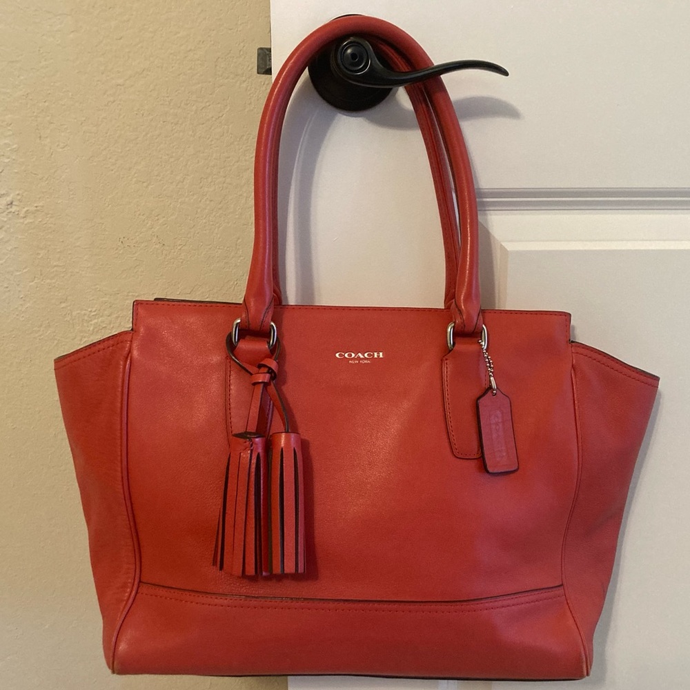 Beautiful coach tote bag